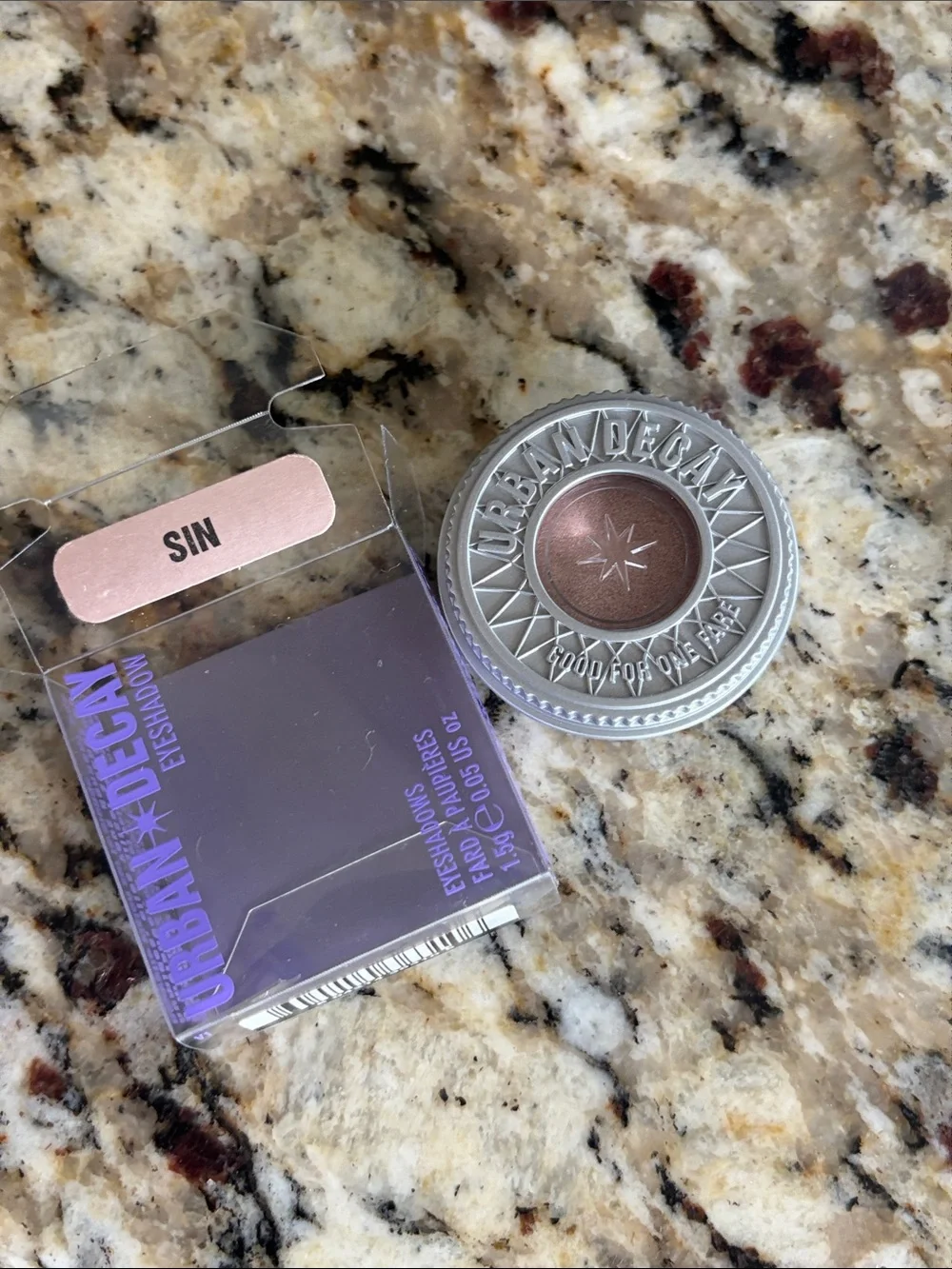 ⚡️🖤Urban Decay Vintage Sin Eyeshadow Rare